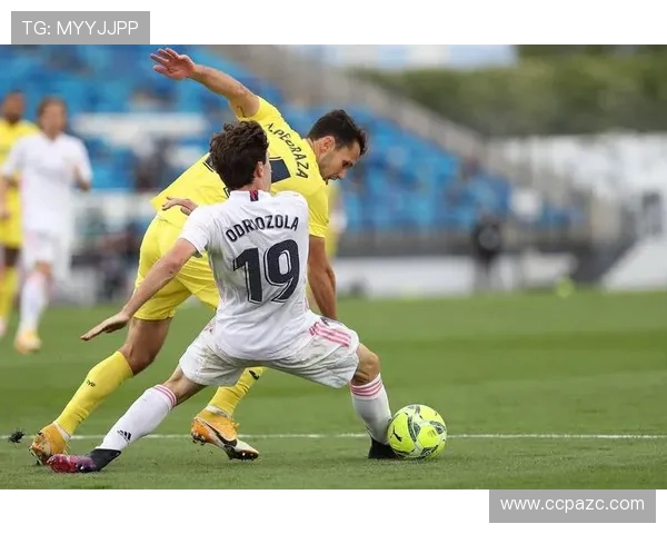 《皇马新进攻战术揭幕，锋线火力组合持续提升》