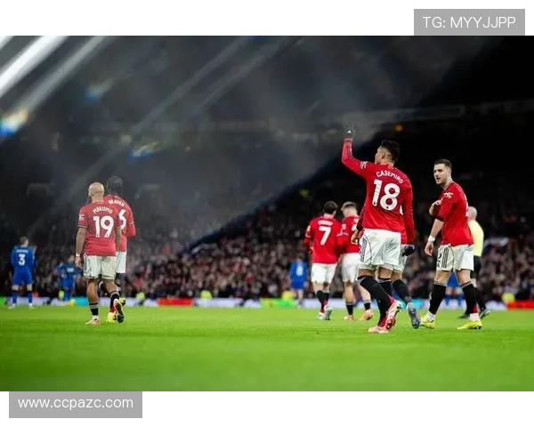 曼联防守漏洞源于整体结构问题，对球队稳定性形成制约